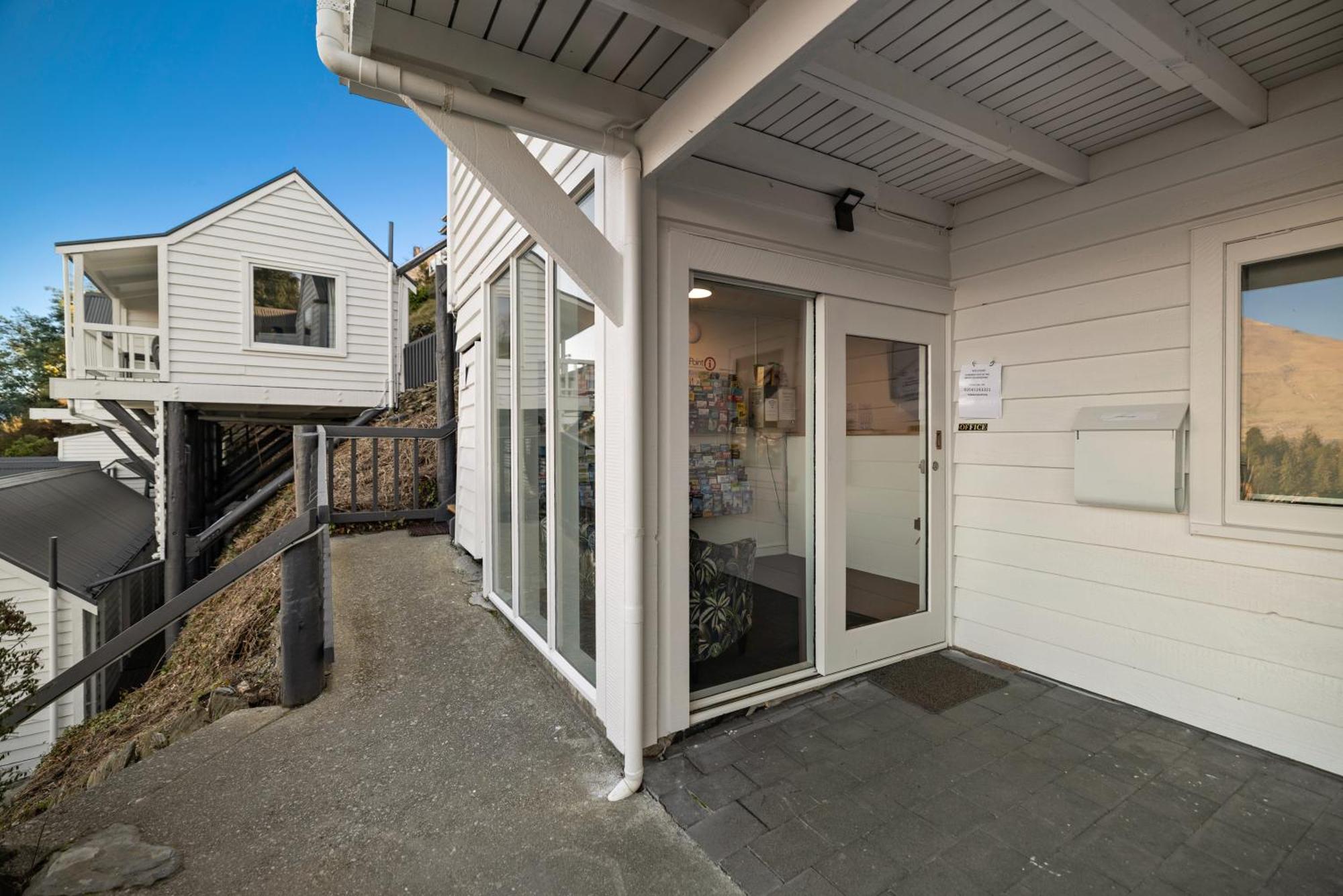 Lakeview Colonial House Queenstown Exterior photo